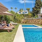 Vacation I Birkin, Heated Pool, Gated Community, Andalusian Style, Gym, Cine, Golf Valley, 6 Min Puerto Banus 别墅 马尔韦利亚