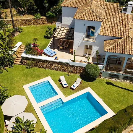 Vacation I Birkin, Heated Pool, Andalusian Style, Gym, Cine, Golf Valley, 6 Min Puerto Banus * Marbella