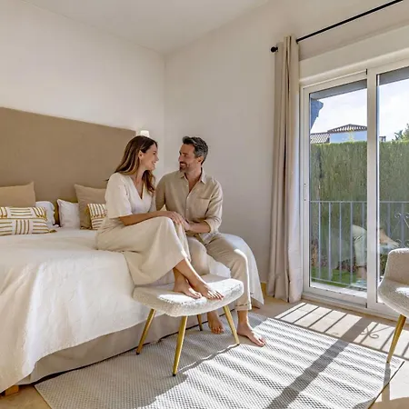 Vacation I Birkin, Heated Pool, Gated Community, Andalusian Style, Gym, Cine, Golf Valley, 6 Min Puerto Banus 别墅 *